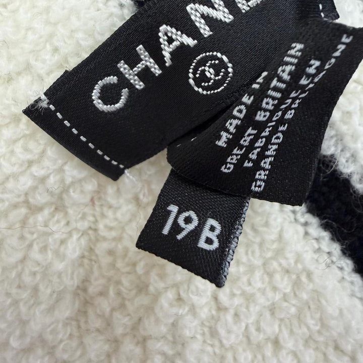 極美品☆CHANEL シャネル 19B カシミヤ100％ マトラッセ ココマーク 大判ショール マフラー ブラック ホワイト レディース 箱付き
