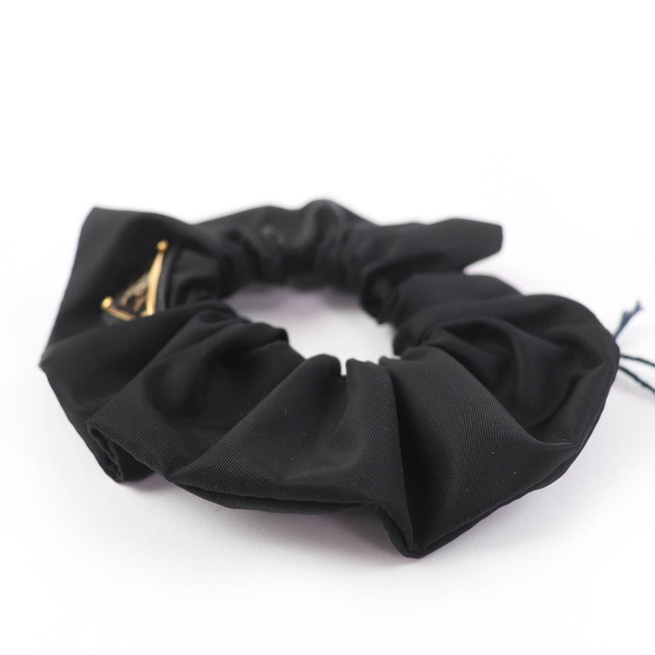 極美品☆PRADA プラダ 1IF015 テスート RE-NYLON ヘアアクセサリー シュシュ ブラック ゴールド金具 イタリア製 レディース 箱付き