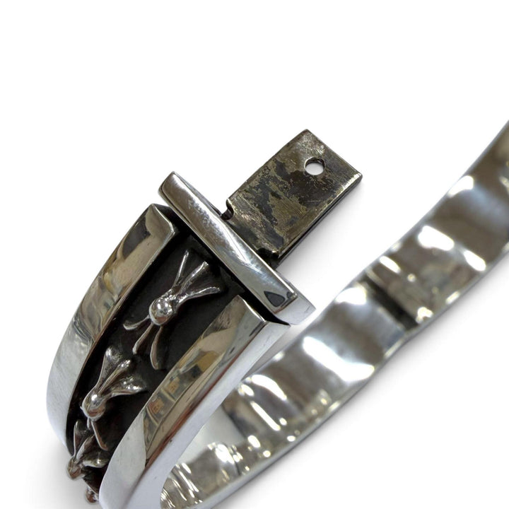 美品▼CHROME HEARTS クロムハーツ NARROW V BAND CH Plus Bangle ナローV バンド CHプラス バングル 925 シルバー 重量151.5g メンズ