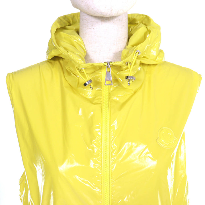 極美品△MONCLER モンクレール 2021年製 SETE GILET ロゴワッペン フーディー ナイロン ジレ ベスト 軽量 イエロー 1 正規品 レディース