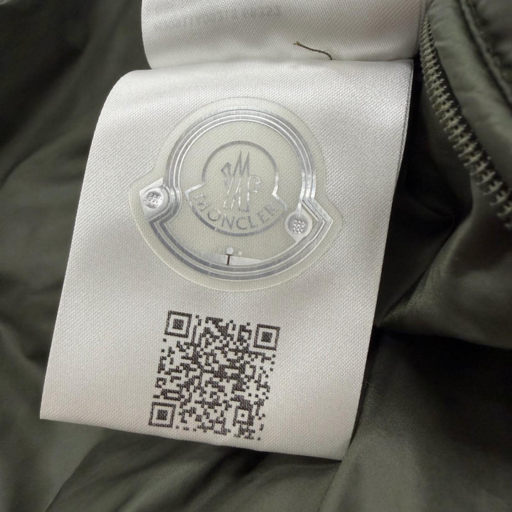 美品▼MONCLER モンクレール 2022年製 MELAMPYRE ロゴワッペン付き フーデッド WZIPUP ダウンジャケット カーキ 0 正規品 メンズ