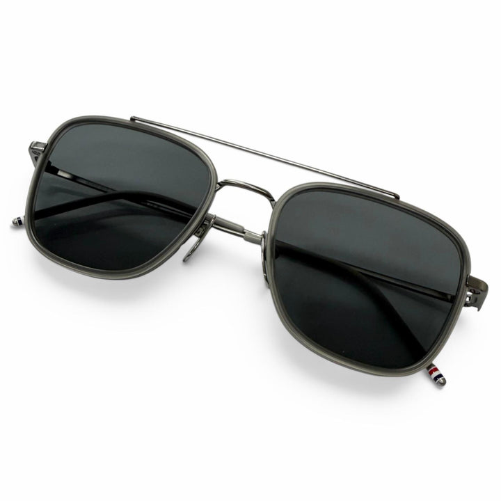 美品□THOM BROWNE トムブラウン UES800A トリコロール ツーブリッジ サングラス ガンメタリック グレーレンズ 51□20-141 日本製 メンズ