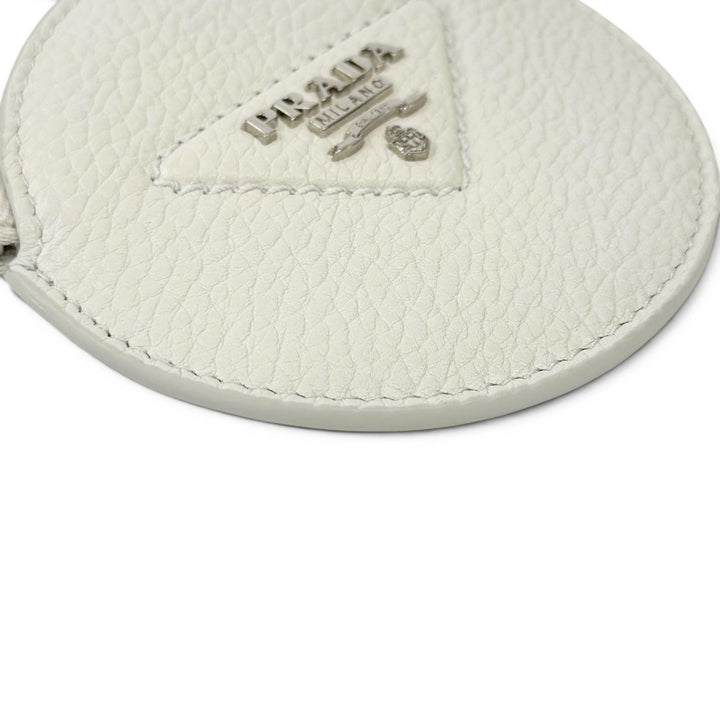 極美品▲PRADA プラダ 1MM006 PORTAMONETE ヴィッテロダイノトライアングルロゴ ラウンド コインケース ホワイト 伊製 レディース 箱付き