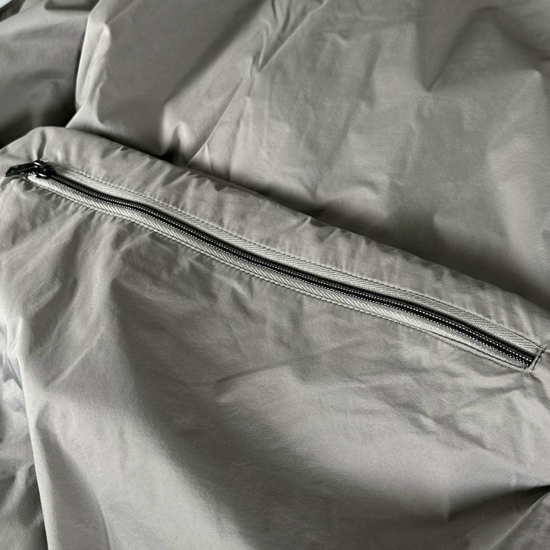 極美品▲Herno ヘルノ 24SS GI000379U スタンドカラー ダブルジップ パッカブル ナイロン ベスト グレー 46 正規品 メンズ