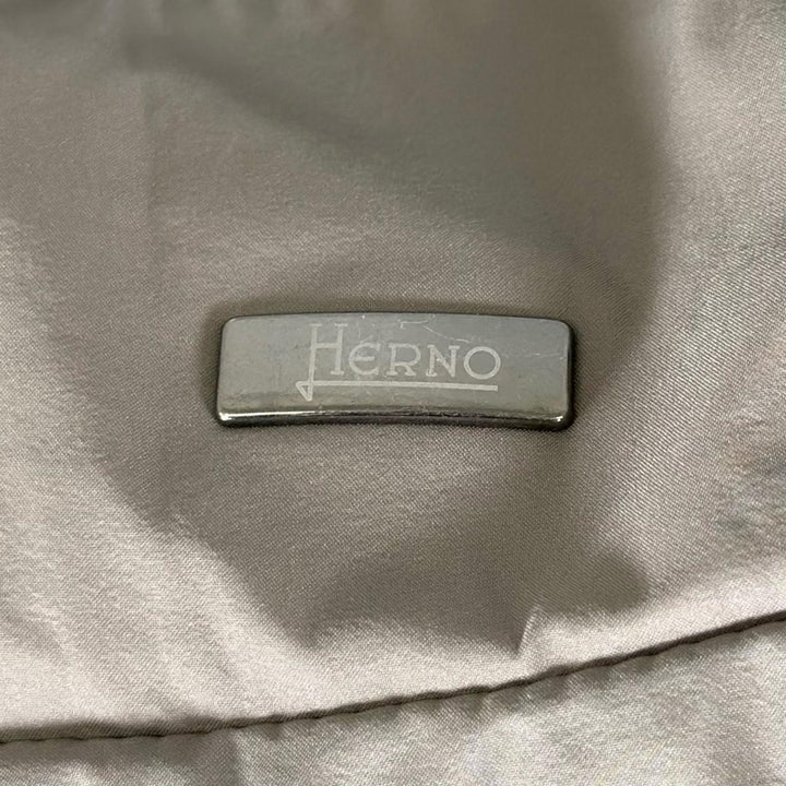 極美品▲Herno ヘルノ 24SS GI000379U スタンドカラー ダブルジップ パッカブル ナイロン ベスト グレー 46 正規品 メンズ