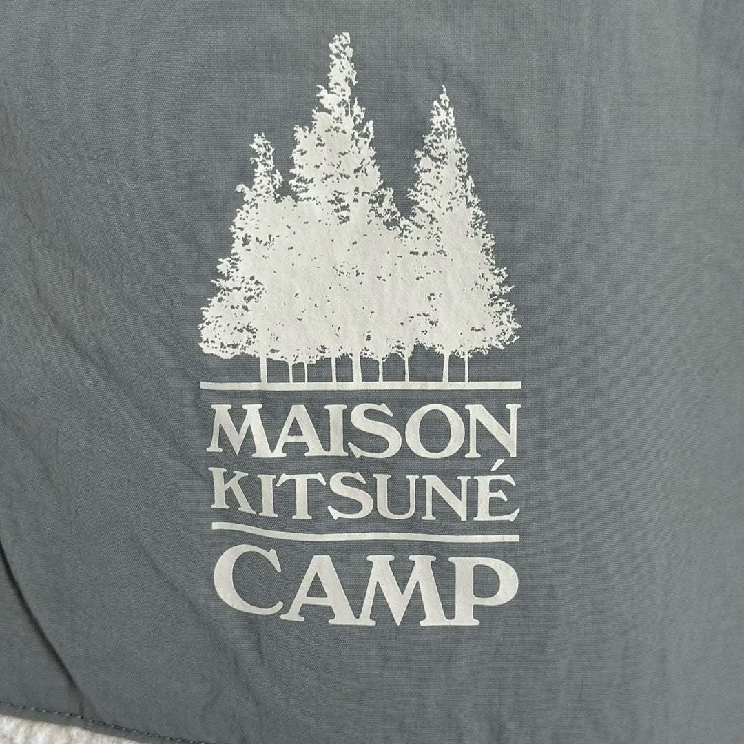 美品▲MAISON KITSUNE メゾンキツネ PM02136WM2031 ロゴプリント ジップアップ フリース ジャケット アイボリー S 正規品 メンズ