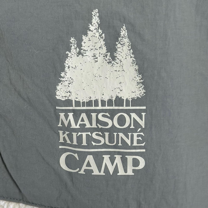美品▲MAISON KITSUNE メゾンキツネ PM02136WM2031 ロゴプリント ジップアップ フリース ジャケット アイボリー S 正規品 メンズ