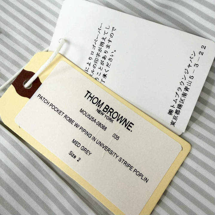 未使用品□THOM BROWNE トムブラウン MOU525A-08068035 ストライプ柄 ベルテッド ガウンコート グレー 2 イタリア製 正規品 メンズ