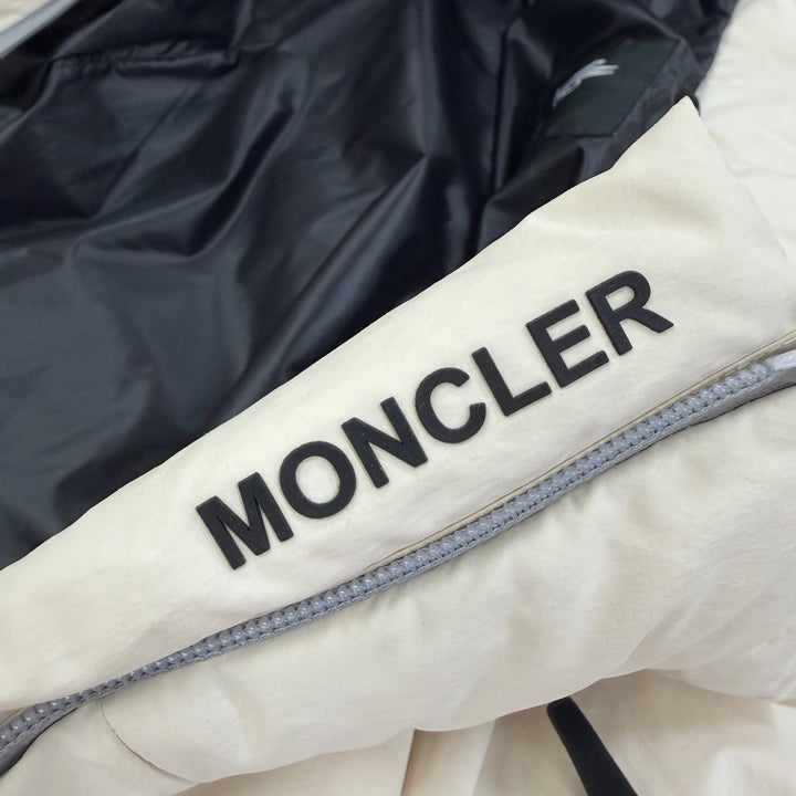美品☆MONCLER GRENOBLE モンクレール グルノーブル 24-25AW J20981A00010 KLAIS ダウンジャケット アイボリー 1 正規品 レディース