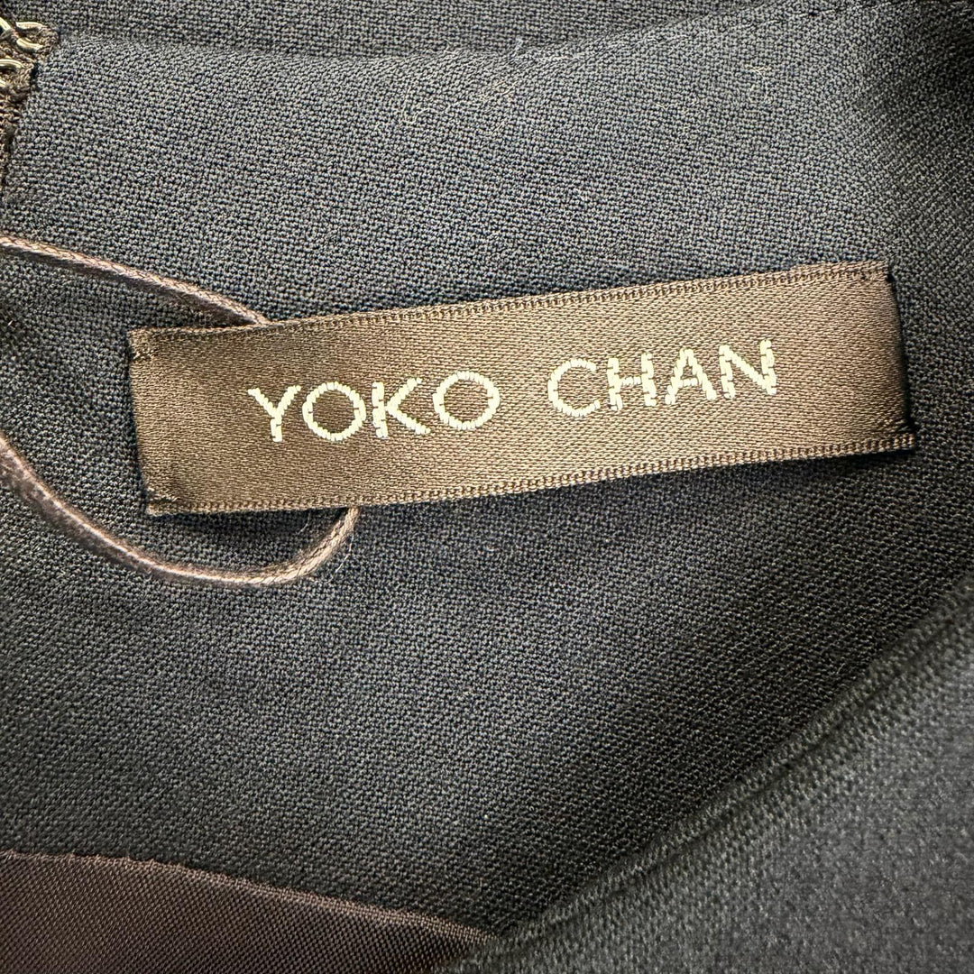 未使用品☆YOKO CHAN ヨーコチャン YCD-120-565 フェイクパール付 ノースリーブ ワンピース ダークネイビー（グリーン系） 40 正規品