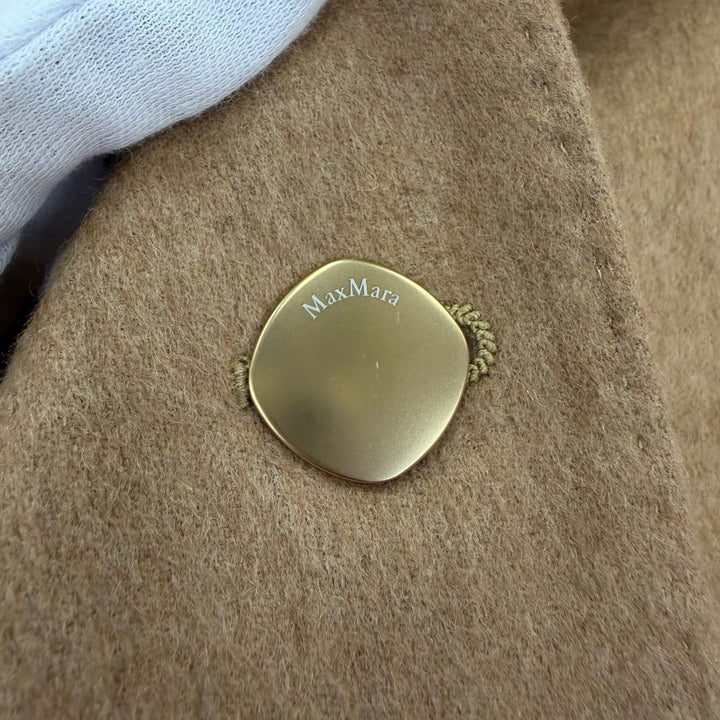 美品☆Max Mara マックスマーラ 2024年製 BLASY キャメル100％ ロゴボタン付 ジャケット キャメル 40 イタリア製 正規品 レディース