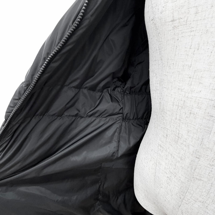 美品△MONCLER モンクレール 20-21AW F20931D52800 TIAM ロゴワッペン フード付き ロング ダウンコート ブラック 0 正規品 レディース