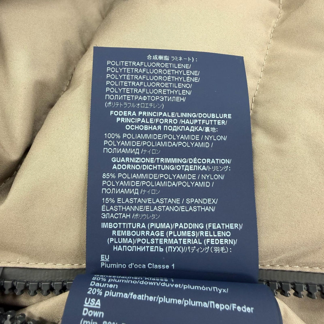 美品☆Herno ヘルノ 2023年製 PI079DL ラミナー GORE-TEX フード付 ZIP UP ダウンジャケット ダウンコート ベージュ系 46 正規品