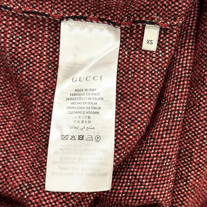 美品★GUCCI グッチ 553812 ウール混 タイガーボタン付 総柄 クルーネック 長袖 ニット セーター レッド ブラック XS イタリア製 正規品