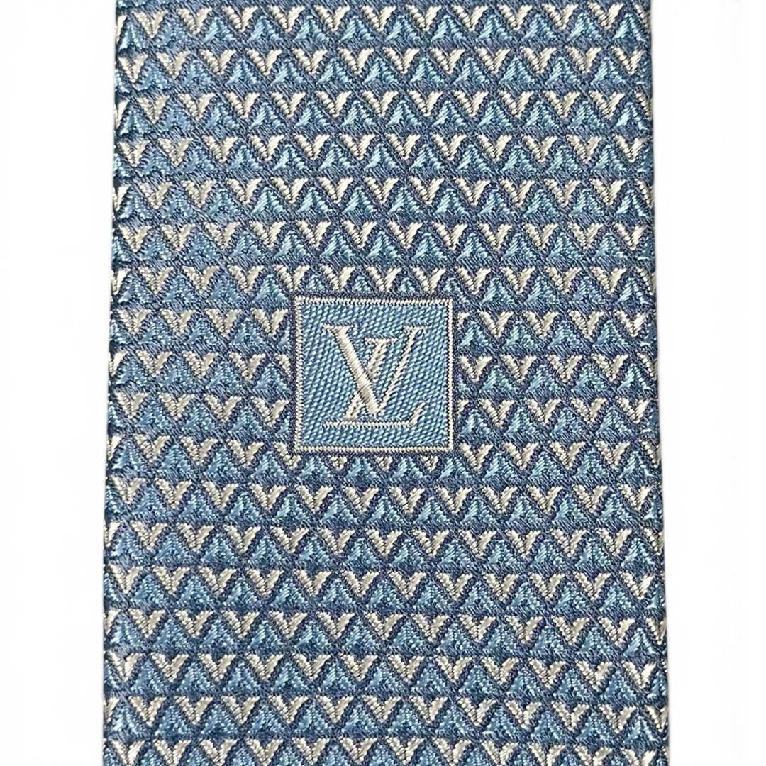 未使用品▲LOUIS VUITTON ルイヴィトン 2025年製 M71209 クラヴァット・ダイヤモンドブイ 8CM シルク100％ ネクタイ ライトブルー S