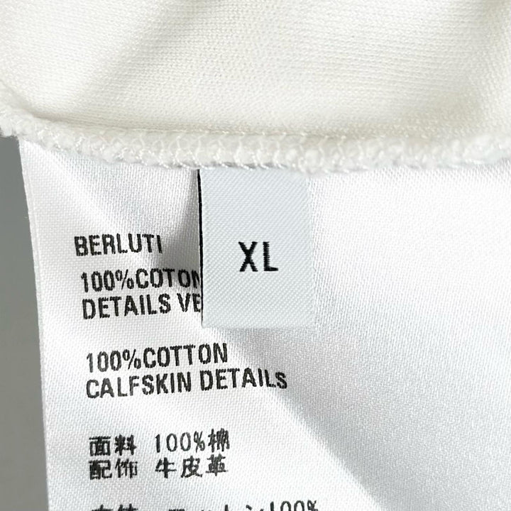 美品▲BERLUTI ベルルッティ コットン100% 牛革 レザーパッチ クルーネック 半袖Ｔシャツ ホワイト XL イタリア製 正規品 メンズ