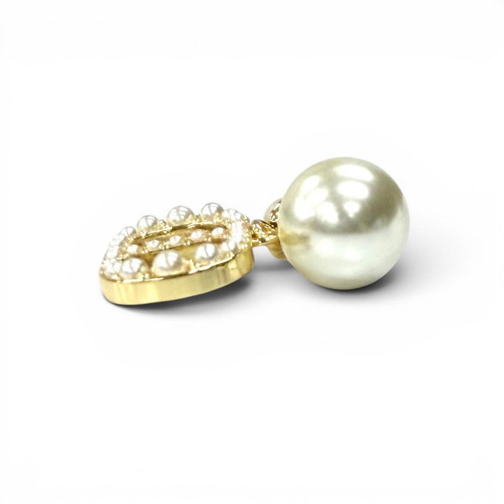未使用品★DIOR ディオール Dior Tribales ピアス CD クリスタルロゴ パール ホワイト ゴールド金具 レディース 箱・保存袋付き