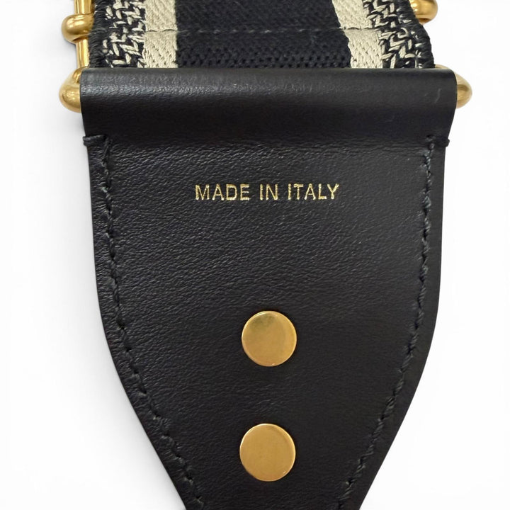 美品□DIOR ディオール オム S8557CBTE 一部レザー Christian Dior Paris ロゴ刺繍 現行品 ショルダーストラップ 伊製 定価175000円