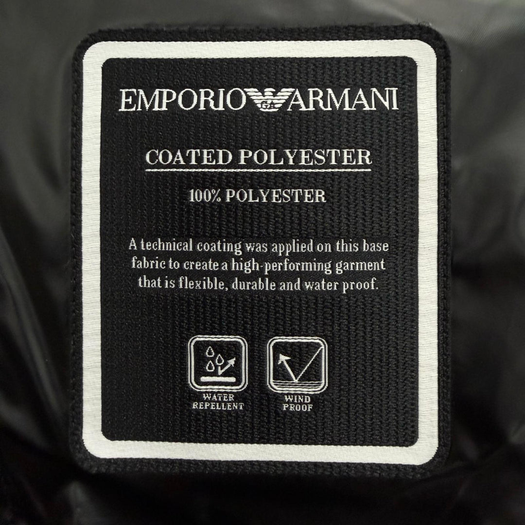 未使用品▼EMPORIO ARMANI エンポリオ アルマーニ 2023年製 黒タグ ロゴワッペン付き フーデッド WZIPUP ダウンジャケット 52 正規品