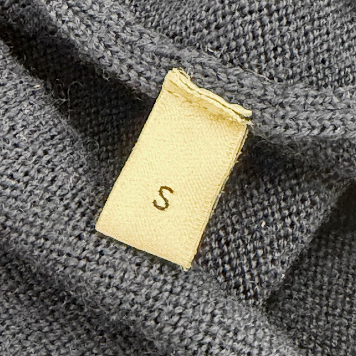 美品△GUCCI グッチ 713541 ウール100％ GGボタン Vネック 長袖 ニット ワンピース カーディガン ネイビー ホワイト ゴールド S 正規品