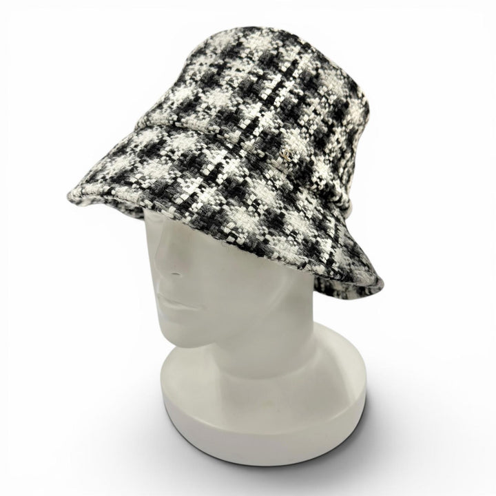 美品◇CHANEL シャネル ウール ココマーク金具付き ツイード バケットハット ブラック グレー ホワイト S イタリア製 正規品 レディース