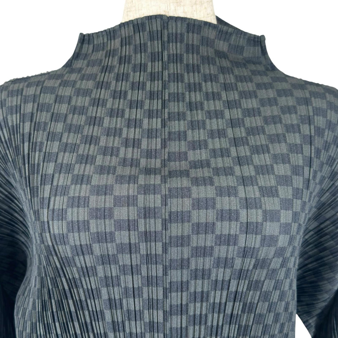 美品▲PLEATS PLEASE プリーツプリーズ イッセイミヤケ PP31-JK916 ボトルネック カットソー チャコールグレー 3 正規品 レディース