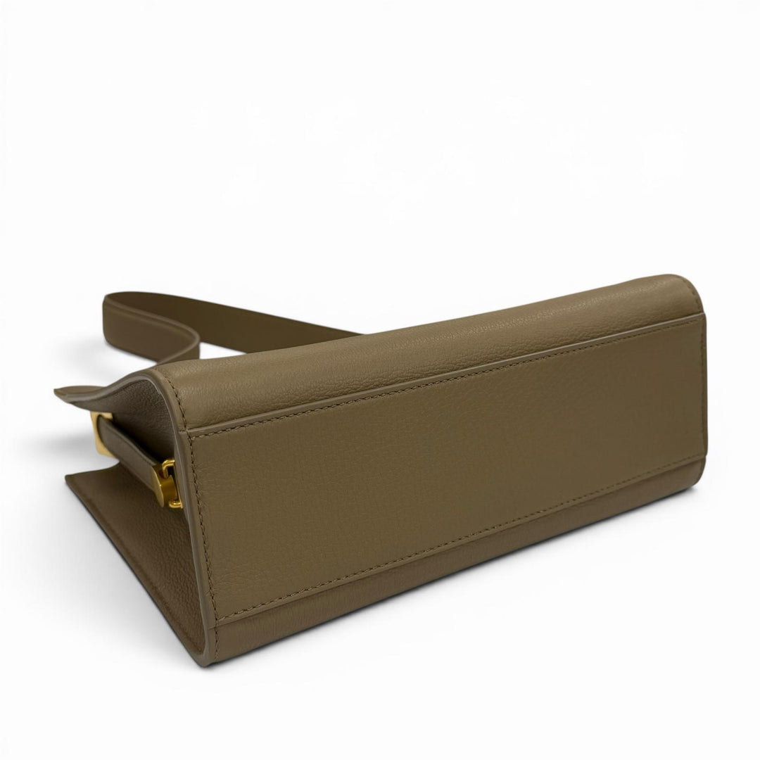 極美品★BALLY バリー TRAPEZE SOFT ゴールド金具付 レザー 2way ハンドバッグ ショルダーバッグ グレージュ イタリア製 保存袋付き