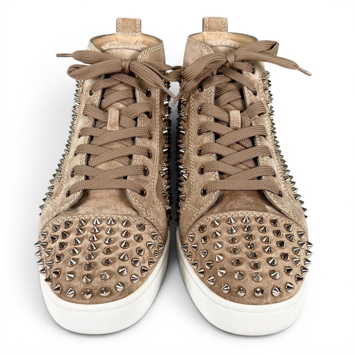 極美品▲Christian Louboutin クリスチャンルブタン LOUIS FLAT スパイク スウェードレザー ハイカットスニーカー ベージュ 42.5 メンズ