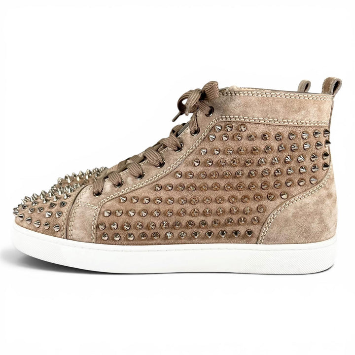 極美品▲Christian Louboutin クリスチャンルブタン LOUIS FLAT スパイク スウェードレザー ハイカットスニーカー ベージュ 42.5 メンズ
