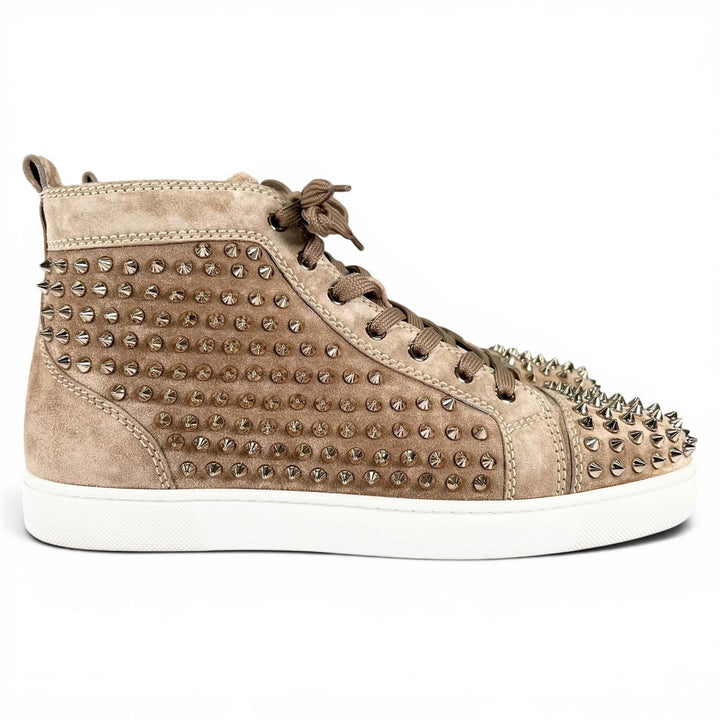 極美品▲Christian Louboutin クリスチャンルブタン LOUIS FLAT スパイク スウェードレザー ハイカットスニーカー ベージュ 42.5 メンズ