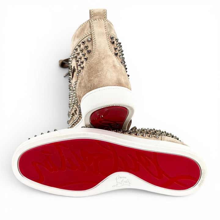 極美品▲Christian Louboutin クリスチャンルブタン LOUIS FLAT スパイク スウェードレザー ハイカットスニーカー ベージュ 42.5 メンズ