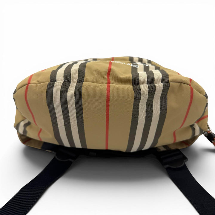 極美品☆BURBERRY バーバリー 8013921 ノバチェック ロゴ バックパック ボディバッグ リュックサック デイパック ベージュ 保存袋付き