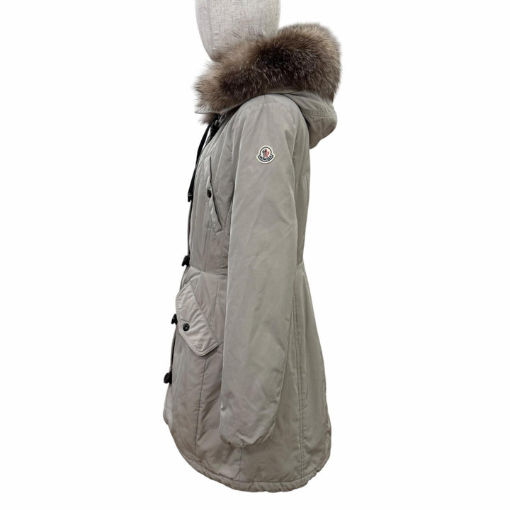 美品☆MONCLER モンクレール AREDHEL コットン ロゴワッペン・フォックスファー・フード付 ダウンコート ベージュ系 3 レディース