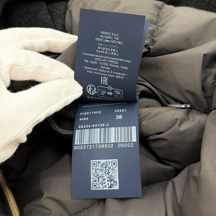 極美品★Herno ヘルノ 2023年製 PI001760D ウール混 フード付 切替デザイン ZIP UP ダウンコート グレー 38 イタリア製 正規品