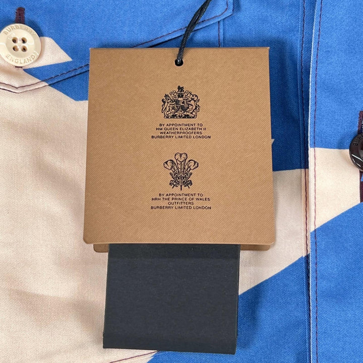 極美品▲BURBERRY バーバリー 8045396 コットン100% ロゴボタン バードプリント 半袖シャツ マルチカラー M イタリア製 正規品 メンズ