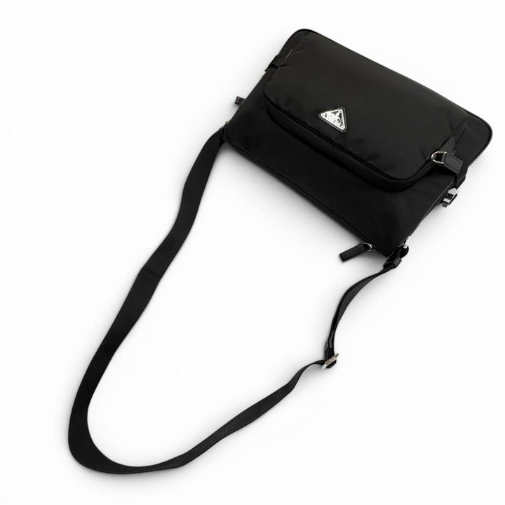 極美品▼PRADA プラダ 2VH191 ナイロン レザー トライアングルロゴ 三角プレート Re-Nylon ショルダーバッグ ブラック イタリア製 メンズ
