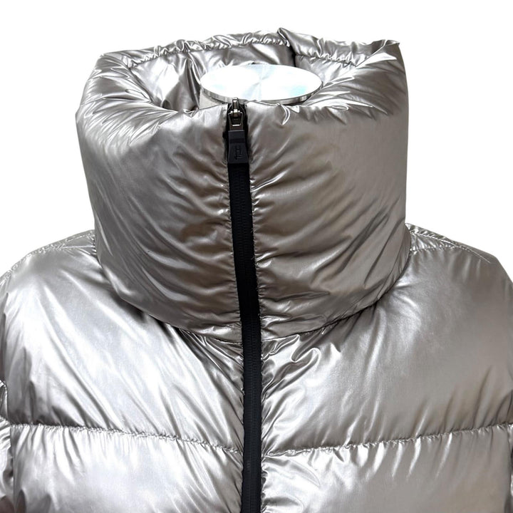 極美品★Herno ヘルノ PI086DL Laminar ラミナー ロゴZIP スタンドカラー ダウンジャケット アウター シルバー 40 正規品 レディース