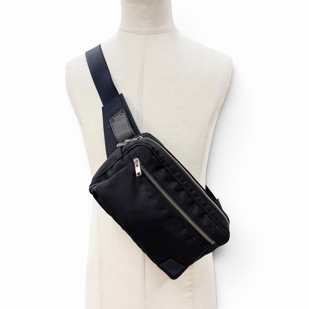 極美品▼PORTER ポーター LIFT WAIST BAG リフト ナイロンツイル レザー ボディバッグ ウエストバッグ ダークネイビー　メンズ
