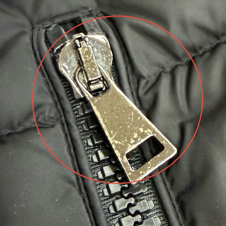 美品△MONCLER モンクレール TETRA テトラ ロゴワッペン フード付き レザー切替 ダウンジャケット ブラック 1 正規品 レディース