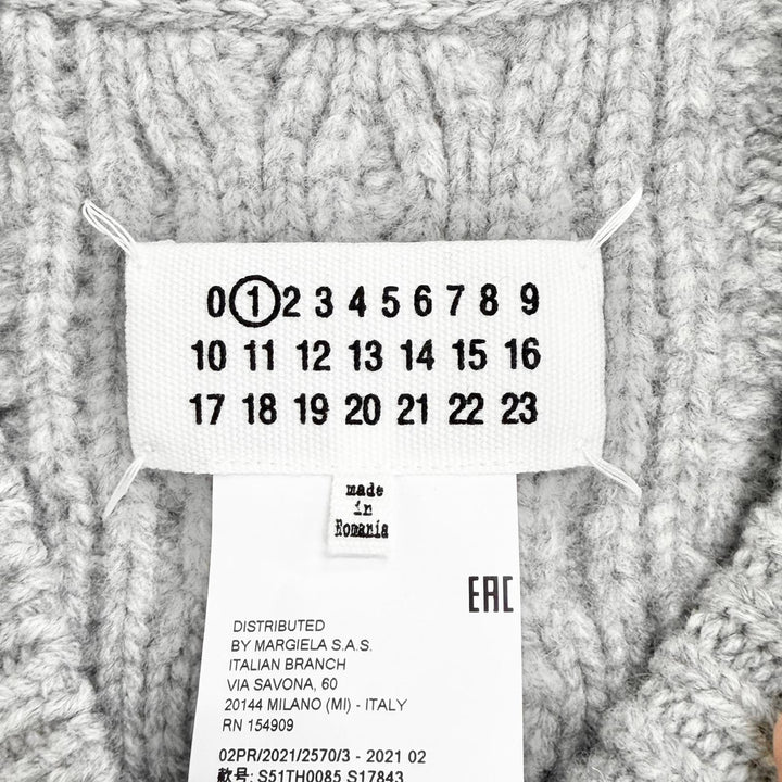 極美品△Maison Margiela 1 メゾンマルジェラ1 21AW S51TH0085 4ステッチ Vネック ケーブル編み ポンチョ ニットベスト グレー S 正規品