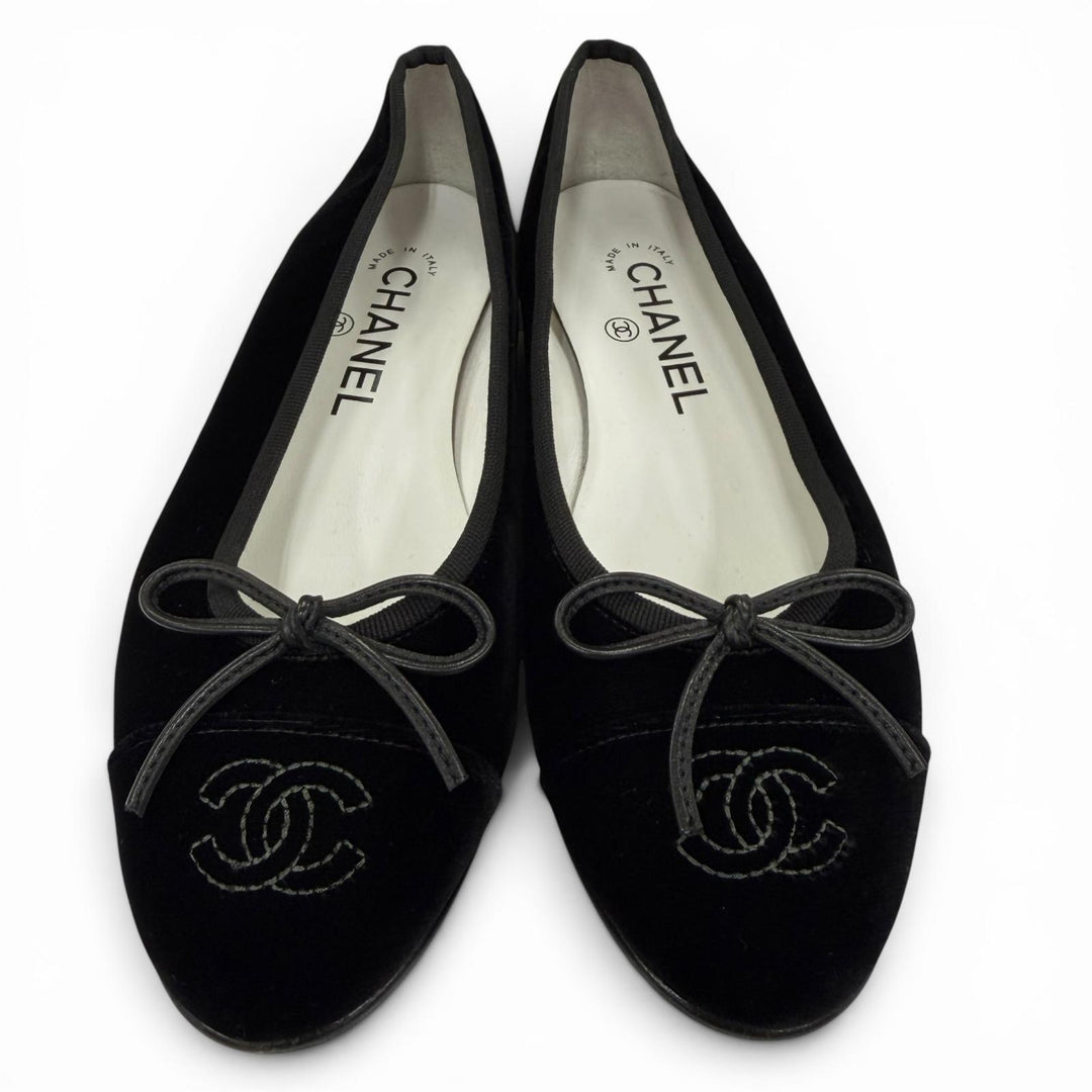 極美品☆CHANEL シャネル 22B G02819 バレリーナ メティエダール・コレクション ココマーク ベロア バレエシューズ ブラック 35 伊製