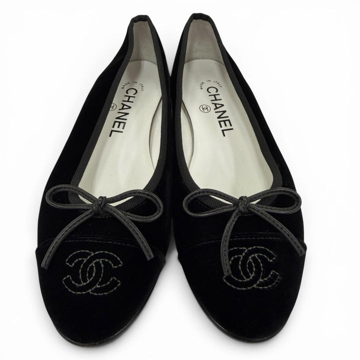 極美品☆CHANEL シャネル 22B G02819 バレリーナ メティエダール・コレクション ココマーク ベロア バレエシューズ ブラック 35 伊製