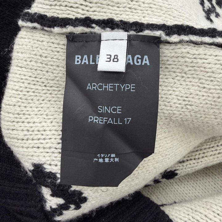 未使用品▼BALENCIAGA バレンシアガ 529061 キャメル ウール ロゴ柄 Vネック ジャガードニット セーター ブラック 38 伊製 正規品 メンズ