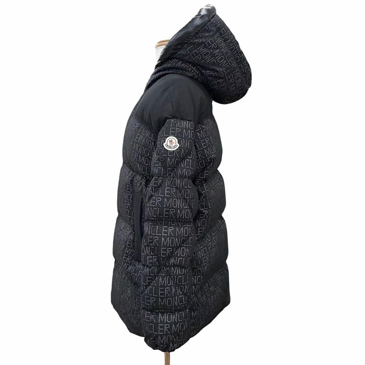 美品△MONCLER モンクレール 22-23AW GRANDVAL レタリングロゴ 総柄 ロゴワッペン フード付き ダウンジャケット ブラック 1 伊製 正規品