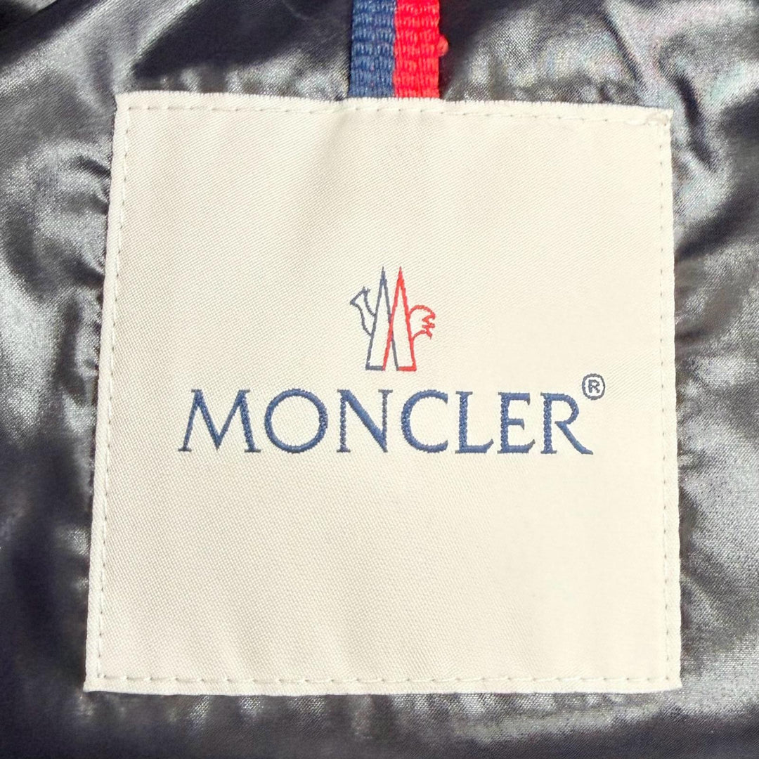 美品△MONCLER モンクレール 22-23AW GRANDVAL レタリングロゴ 総柄 ロゴワッペン フード付き ダウンジャケット ブラック 1 伊製 正規品