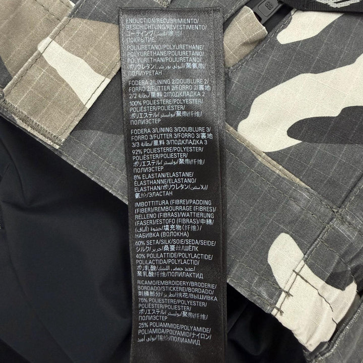 未使用品▼BALENCIAGA バレンシアガ 24AW 809481 カモフラ 迷彩柄 中綿入り ストレートパンツ マルチ 46 正規品 メンズ ハンガー付き