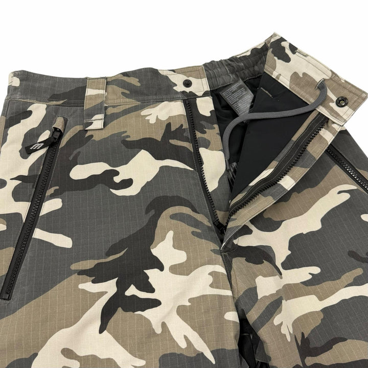 未使用品▼BALENCIAGA バレンシアガ 24AW 809481 カモフラ 迷彩柄 中綿入り ストレートパンツ マルチ 46 正規品 メンズ ハンガー付き