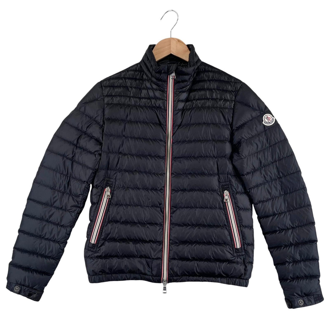 美品▲MONCLER モンクレール DANIEL ダニエル ロゴワッペン トルコロール ライト ダウンジャケット ブラック 0 正規品 メンズ