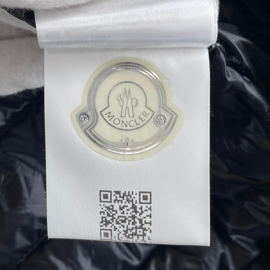 美品▲MONCLER モンクレール DANIEL ダニエル ロゴワッペン トルコロール ライト ダウンジャケット ブラック 0 正規品 メンズ