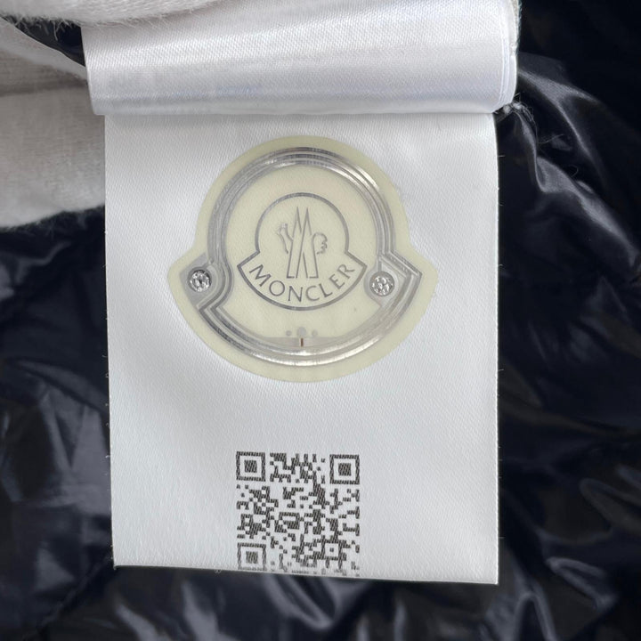 美品▲MONCLER モンクレール DANIEL ダニエル ロゴワッペン トルコロール ライト ダウンジャケット ブラック 0 正規品 メンズ